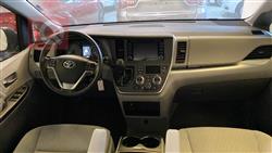 تويوتا سيينا